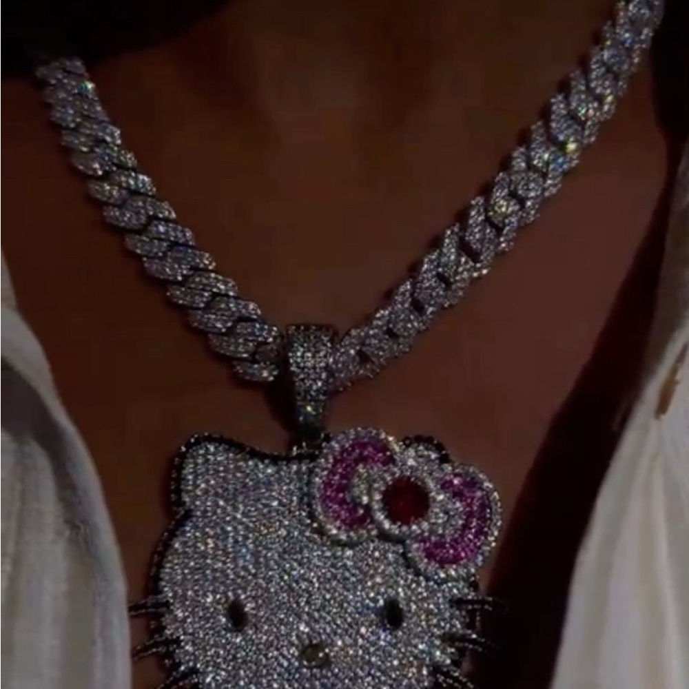 Silver and Pink Hello Kitty Pendant Necklace 16 inch